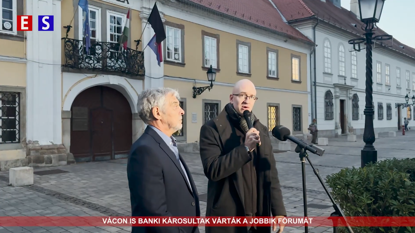 Vácon is banki károsultak várták a Jobbik fórumát