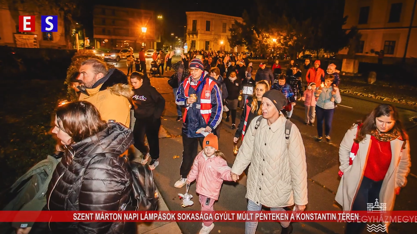 Szent Márton napi lámpások sokasága gyúlt múlt pénteken a Konstantin téren
