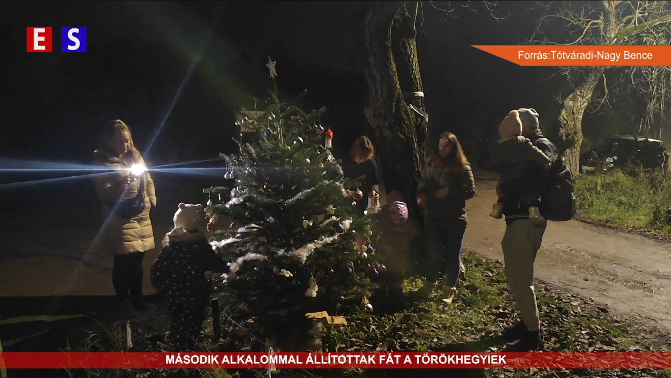 Második alkalommal állítottak fát a törökhegyiek