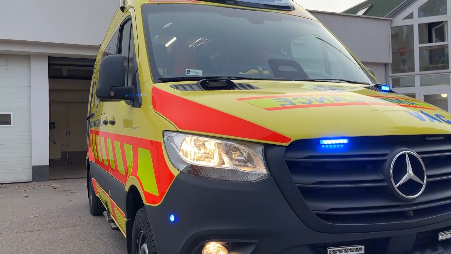 Nem telt el riasztás nélkül az ünnep a mentőknél sem.