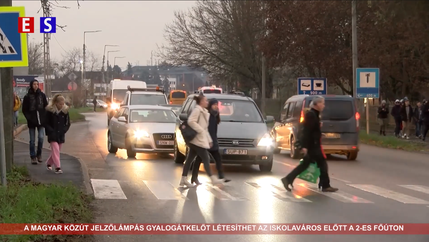 A Magyar Közút jelzőlámpás gyalogátkelőt létesíthet az Iskolaváros előtt a 2-es főúton