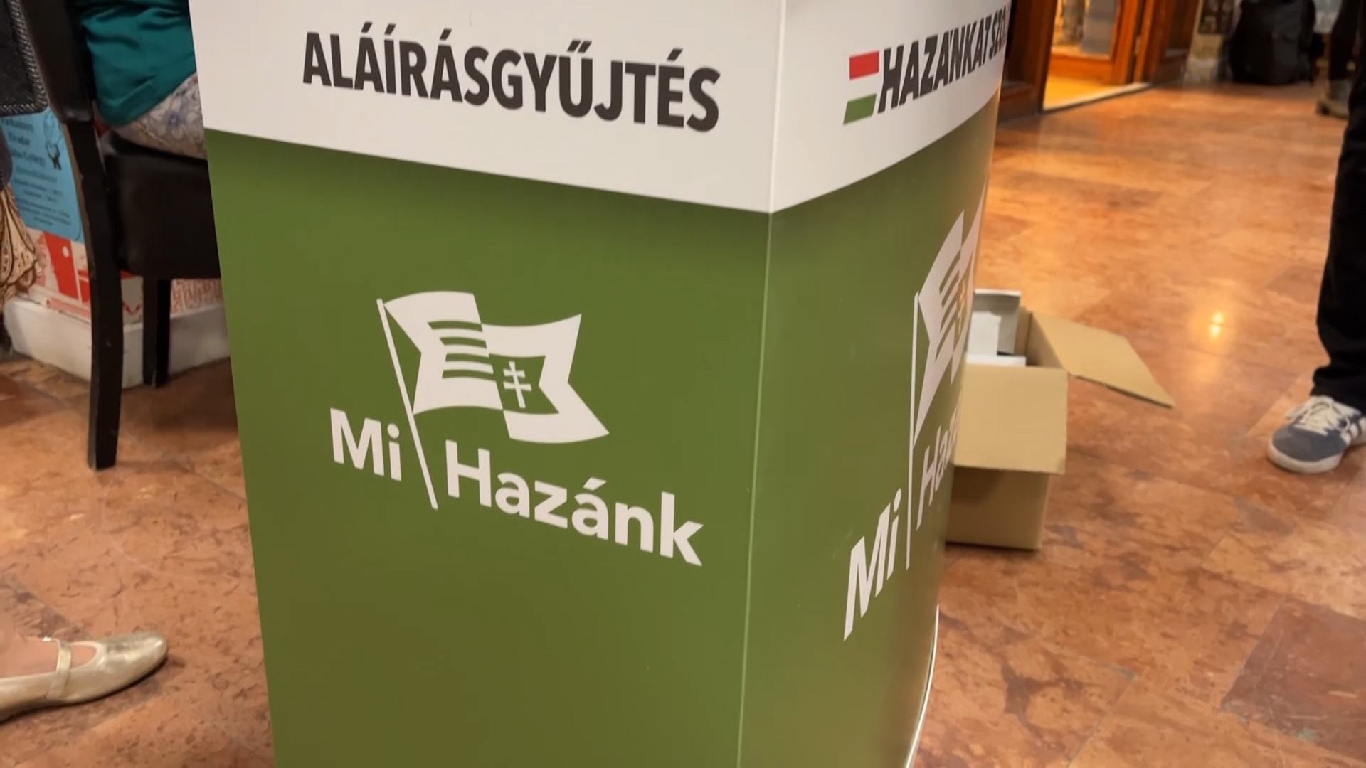 Lakossági fórumot tartott Vácon a Mi Hazánk