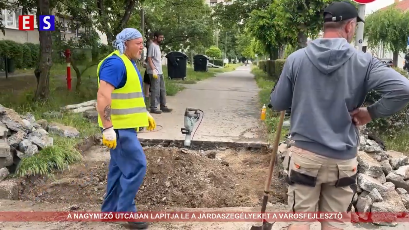 A Nagymező utcában akadálymentesíti a járdaszegélyeket a Városfejlesztő