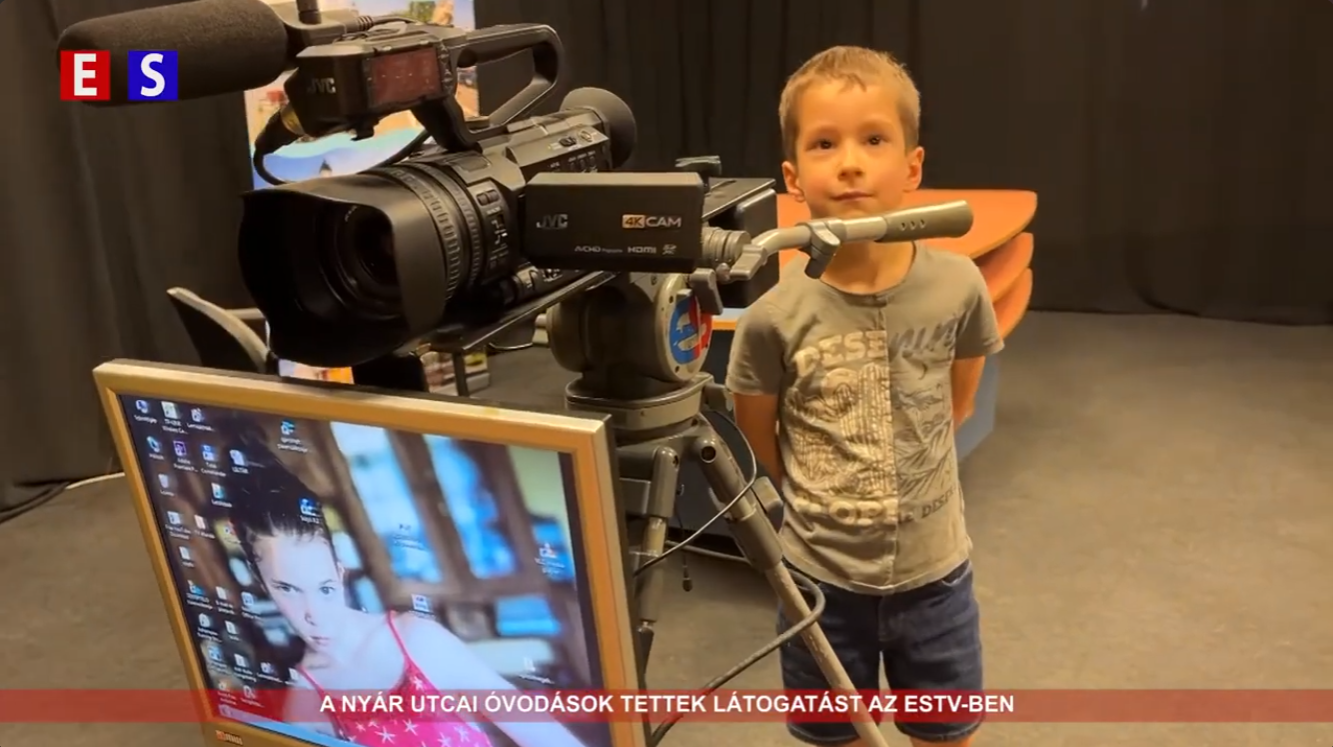 A Nyár utcai óvodások tettek látogatást az ES Tv-ben