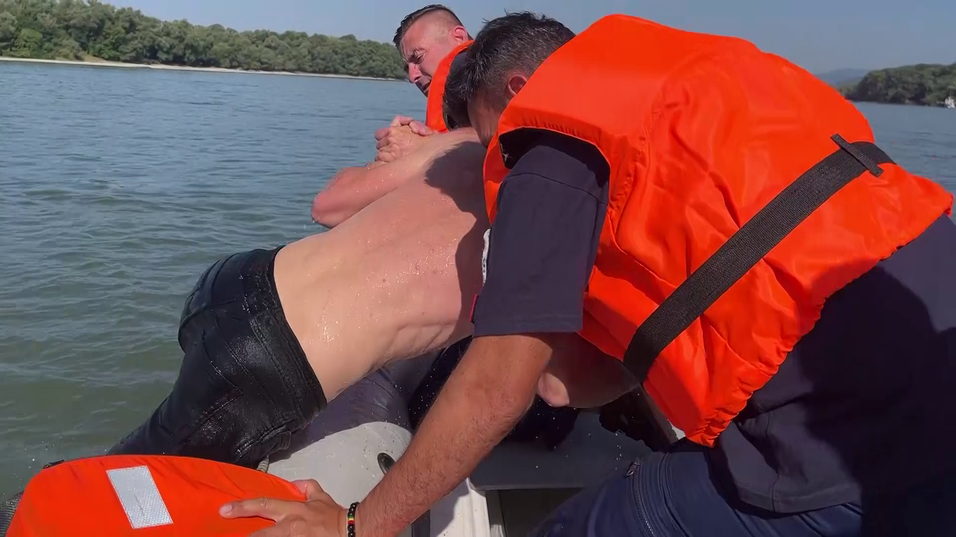 A hőség a tüzek és vízibalesetek gyakoriságát is növeli